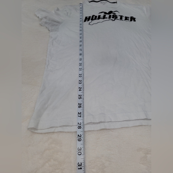 Hollister White Cotton Tee with Black Text - Picture 5 of 5